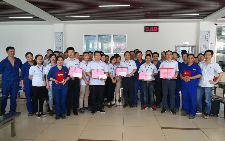 人生就是博官网特瓷成功进行企业治理知识角逐活动