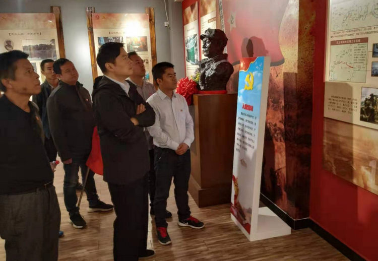 人生就是博官网党支部发展“不忘初心、服膺使命”主题党日活动