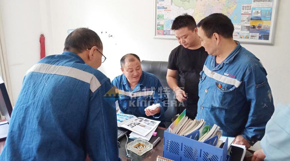 人生就是博官网特瓷赴四川某水泥厂现场勘测以及技术互换