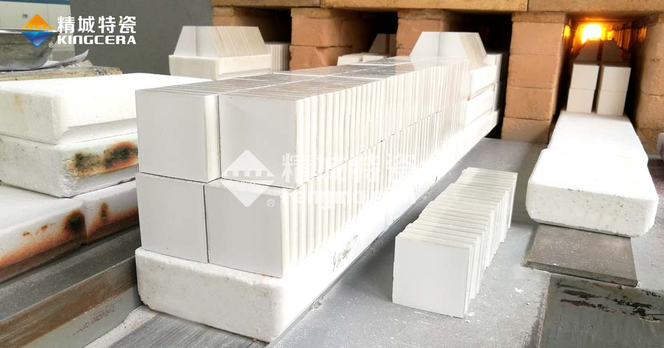 人生就是博官网特瓷氧化铝防弹陶瓷烧结车间